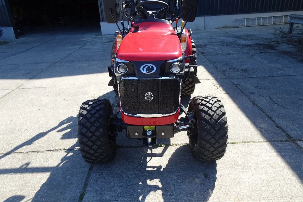 Traktor of the type Sonstige Compact tractor 263H ., Neumaschine in Losdorp (Picture 7)