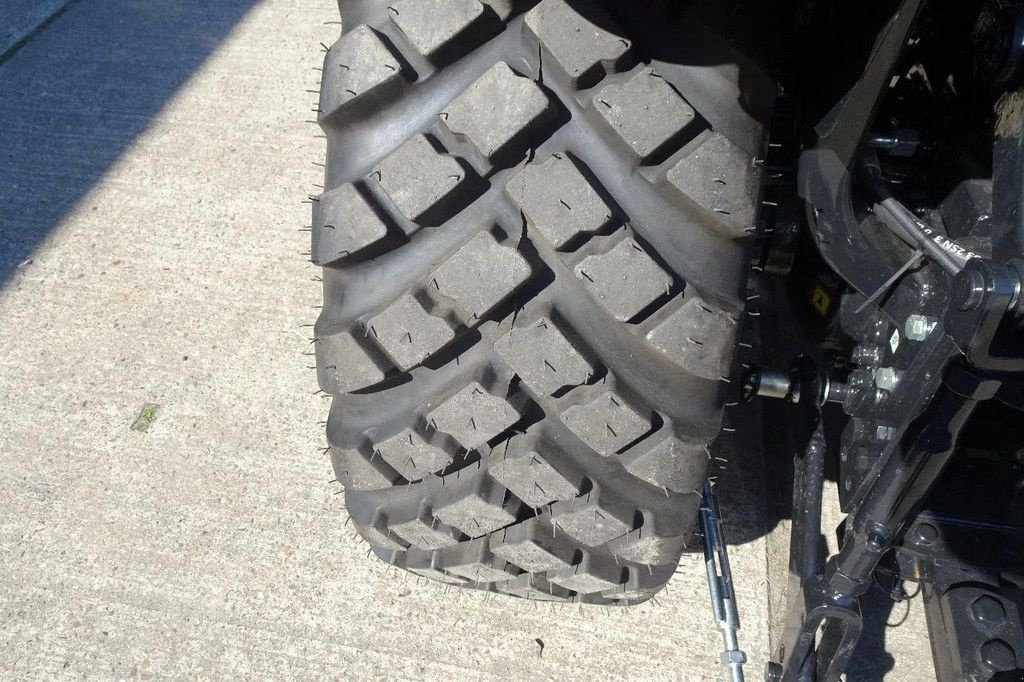 Traktor des Typs Sonstige Compact tractor 263H met voorlader ., Neumaschine in Losdorp (Bild 11)