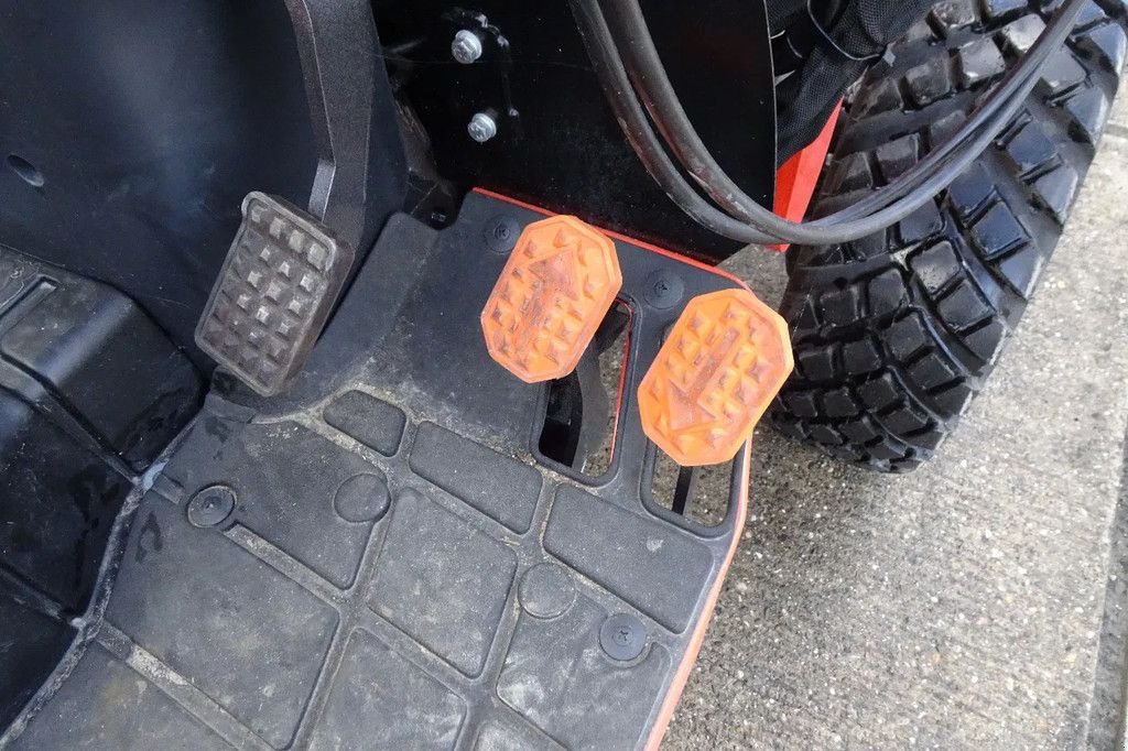 Traktor typu Sonstige Compact trekker met voorlader 6028H, Neumaschine v Losdorp (Obrázek 7)