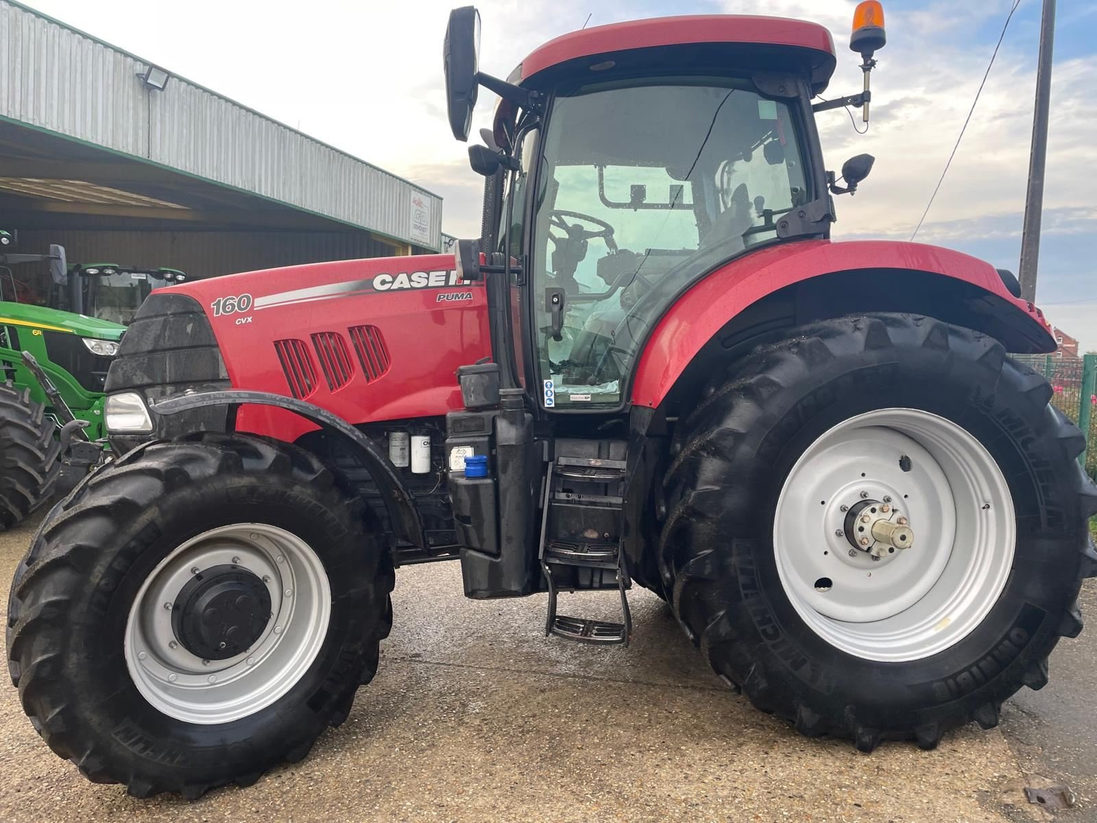 Traktor of the type Sonstige CVX PUMA 160, Gebrauchtmaschine in BOSC LE HARD (Picture 5)