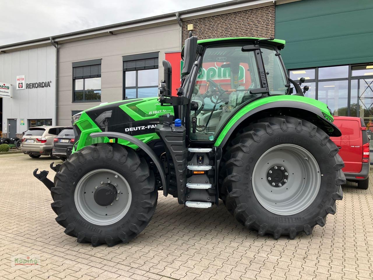 Traktor of the type Sonstige Deutz 6160.4 TTV, Neumaschine in Bakum (Picture 2)