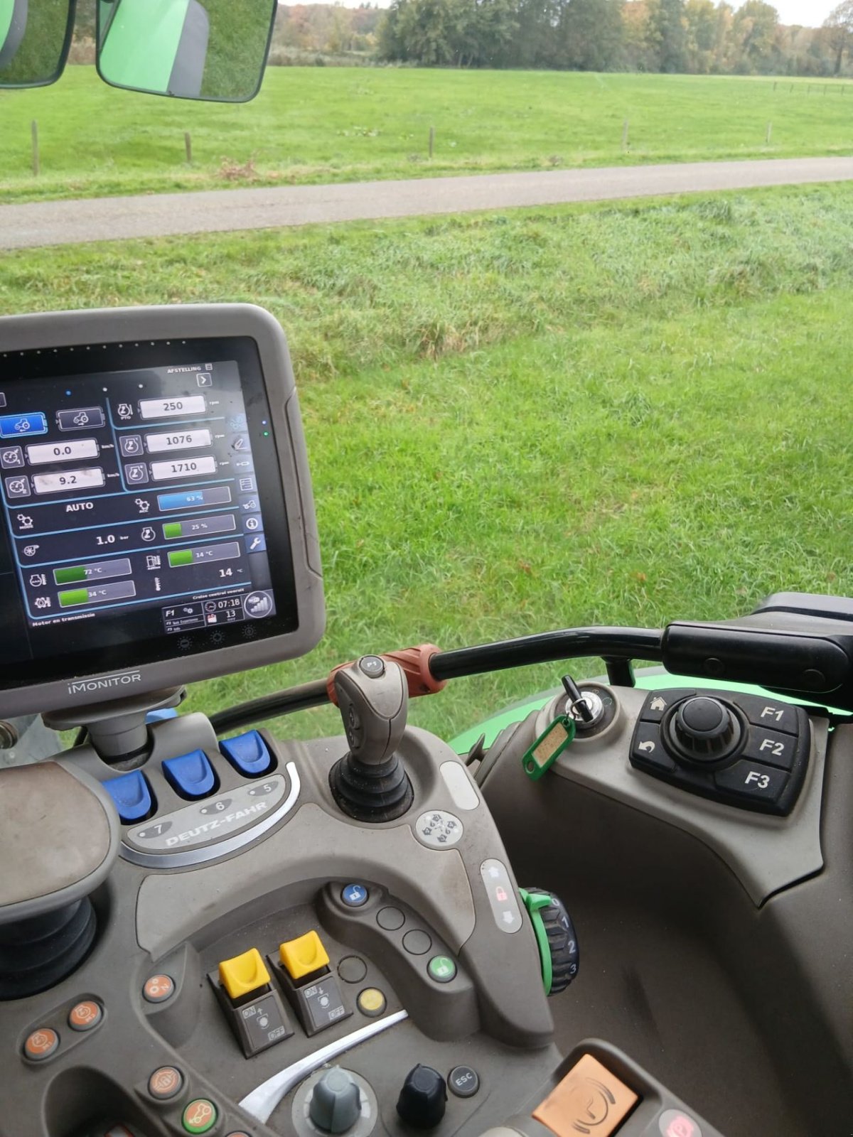 Traktor типа Sonstige Deutz agrotron 7250 ttv, Gebrauchtmaschine в Almen (Фотография 10)