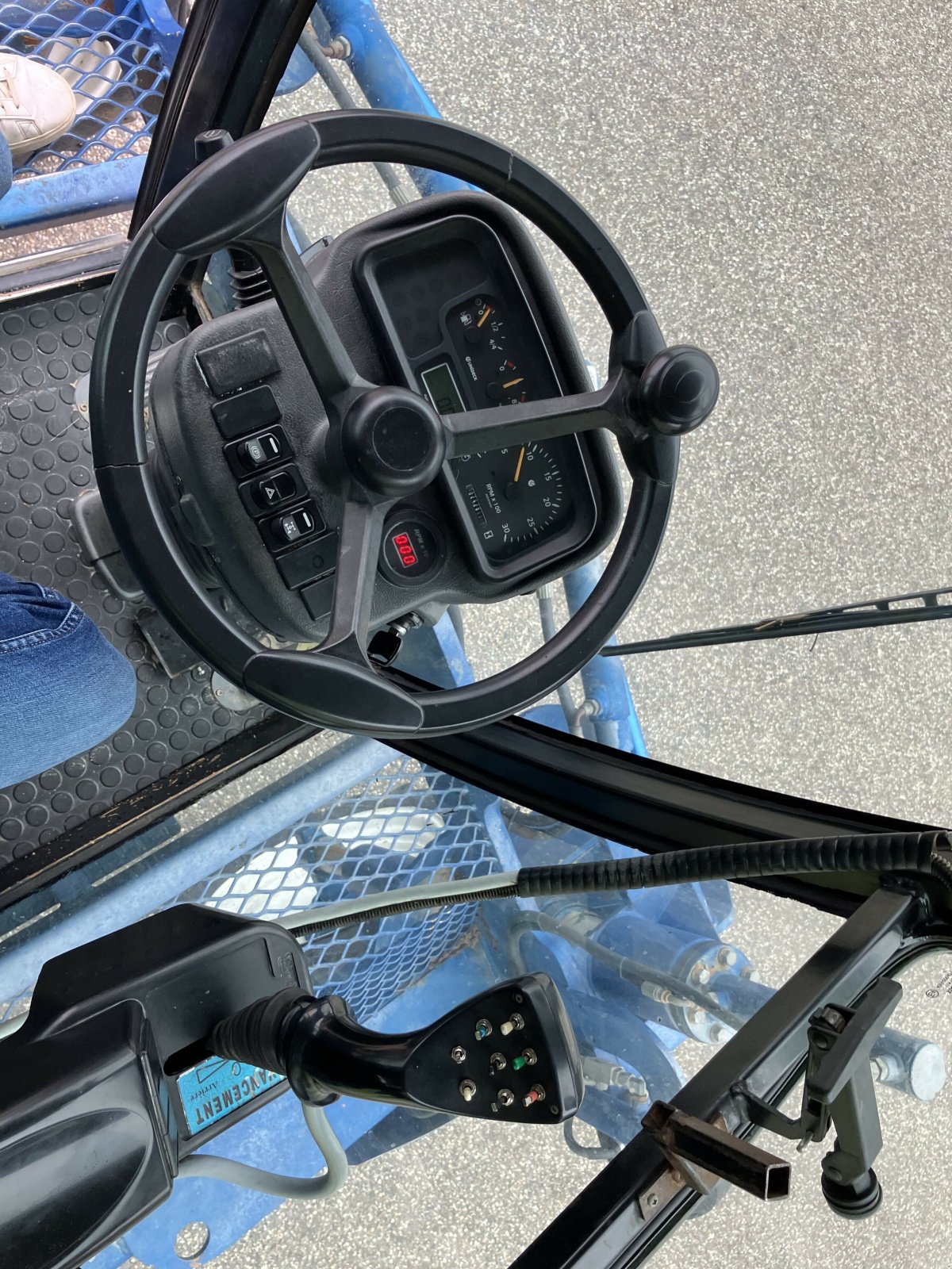 Traktor типа Sonstige EF 70, Gebrauchtmaschine в AILLAS (Фотография 10)