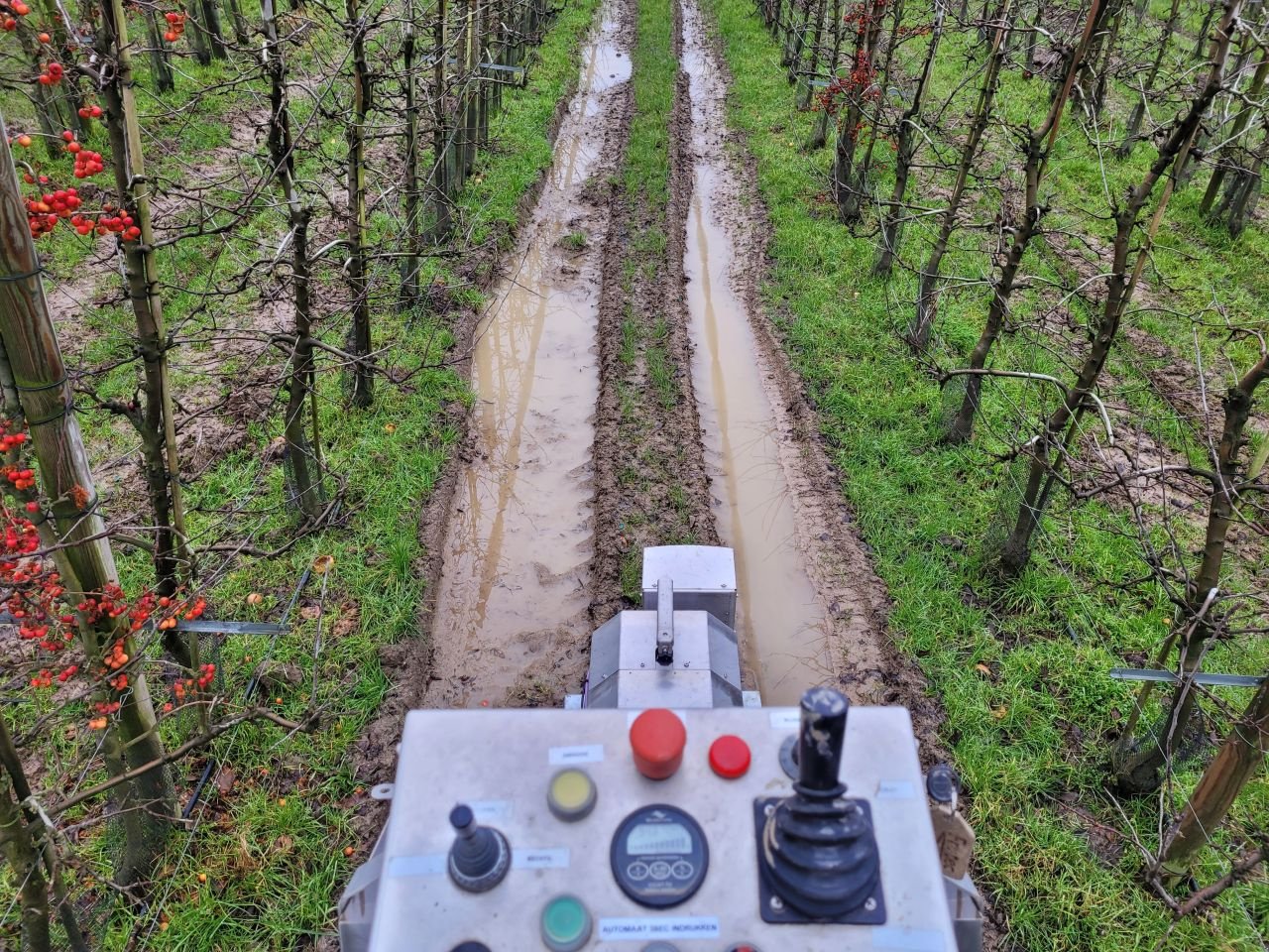 Traktor des Typs Sonstige Frutec E 2024, Neumaschine in Werkendam (Bild 11)