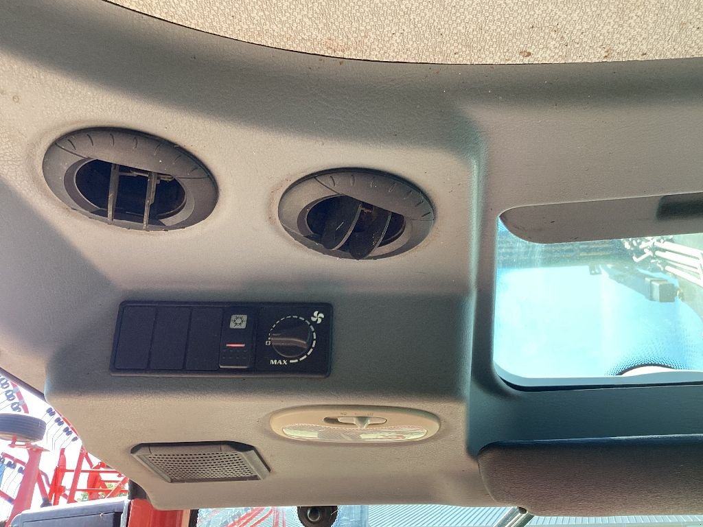 Traktor от тип Sonstige Geotrac 93, Gebrauchtmaschine в ST FLOUR (Снимка 9)