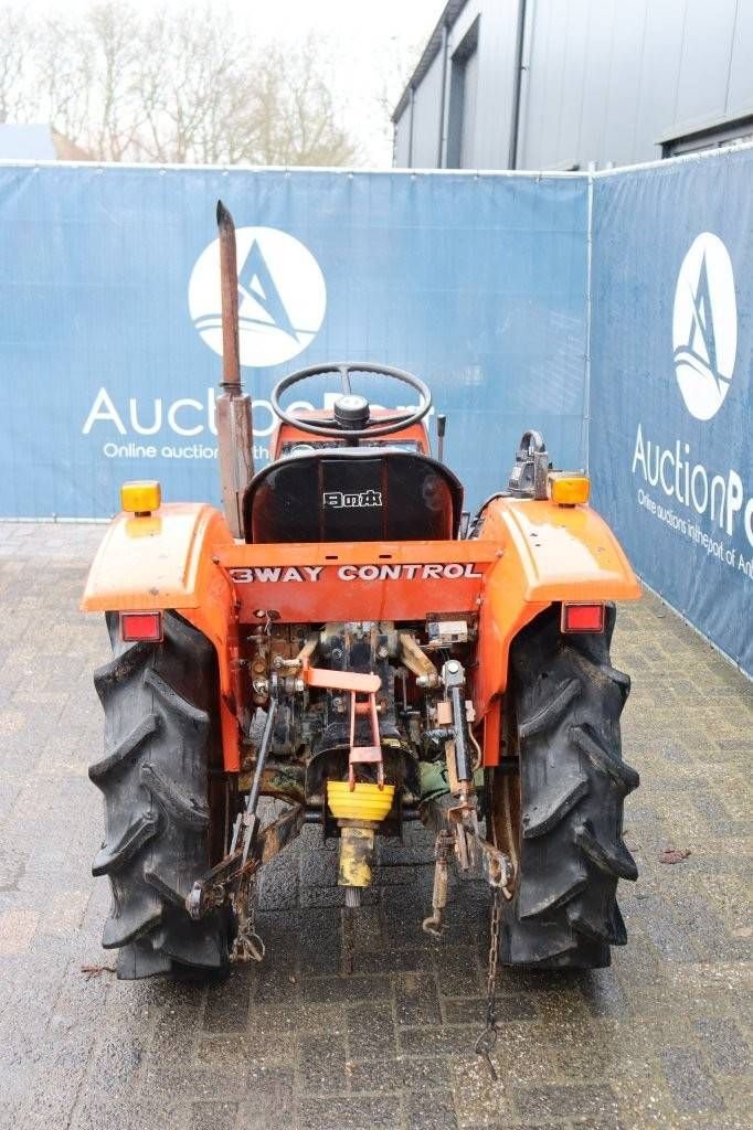 Traktor Türe ait Sonstige Hinomoto E1804, Gebrauchtmaschine içinde Antwerpen (resim 5)