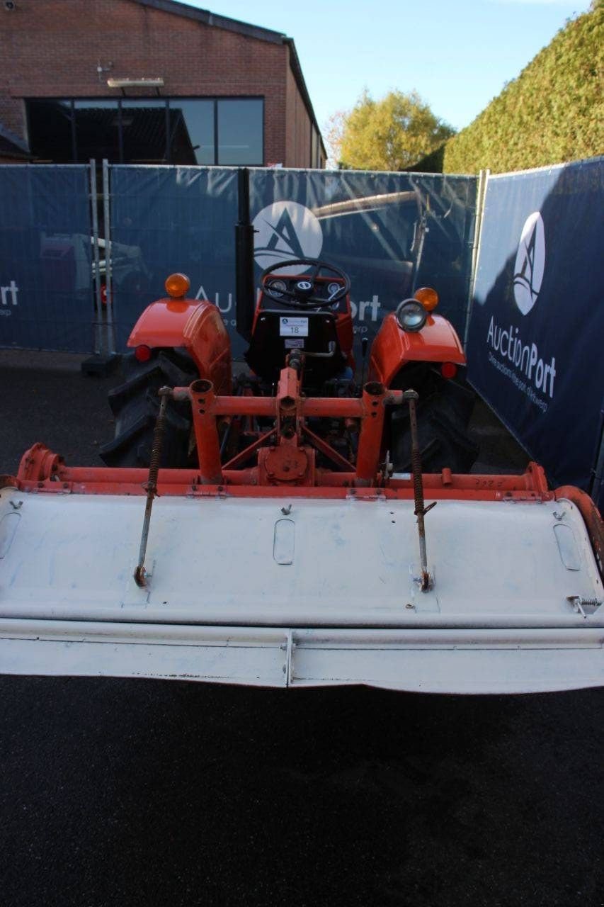 Traktor Türe ait Sonstige Hinomoto E262, Gebrauchtmaschine içinde Antwerpen (resim 4)