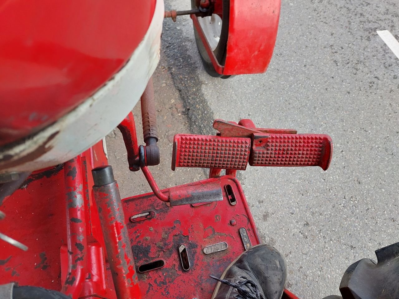 Traktor del tipo Sonstige International 353, Gebrauchtmaschine en Ouderkerk aan den IJssel (Imagen 9)