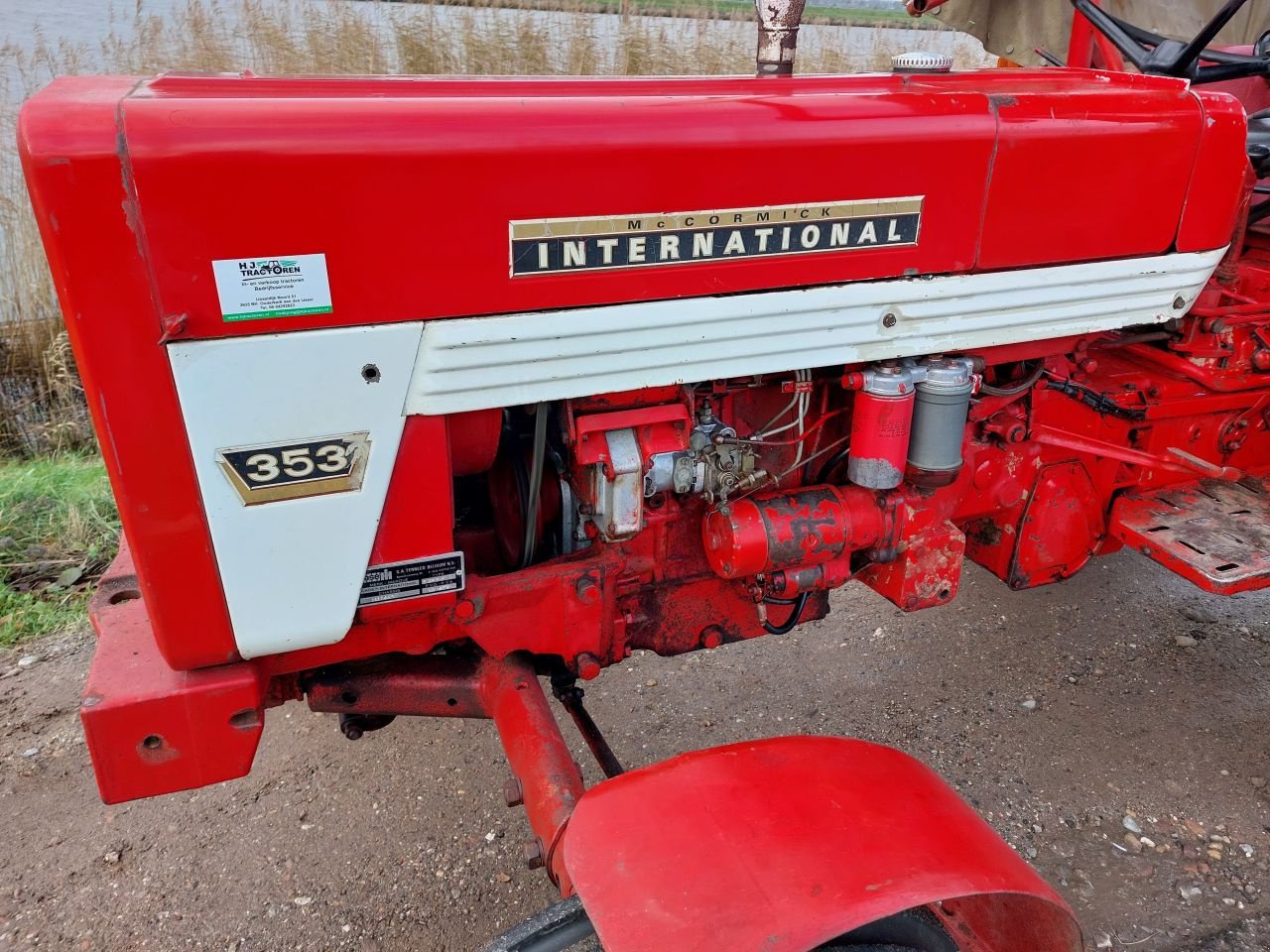 Traktor des Typs Sonstige International 353, Gebrauchtmaschine in Ouderkerk aan den IJssel (Bild 11)