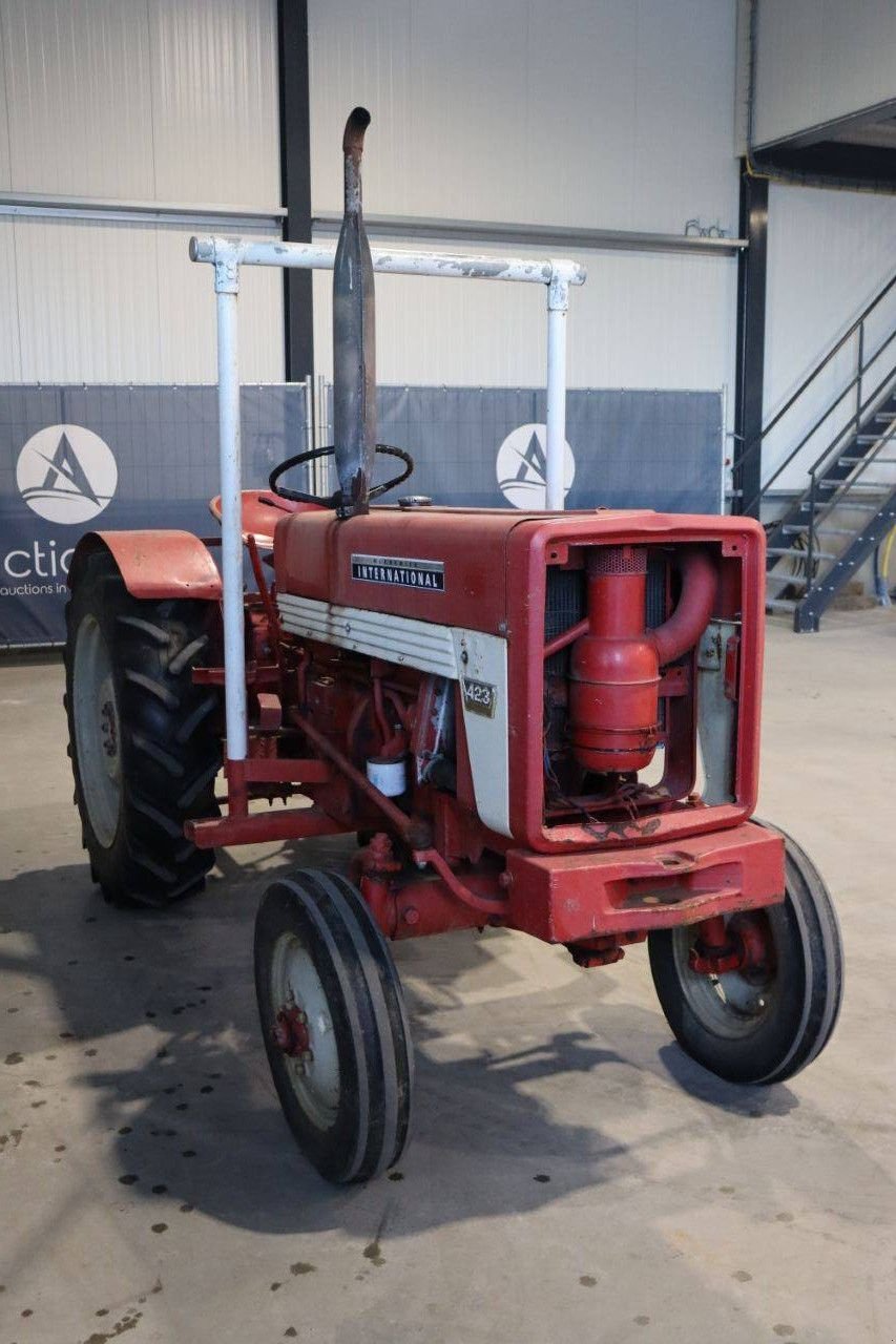 Traktor типа Sonstige International 423, Gebrauchtmaschine в Antwerpen (Фотография 8)