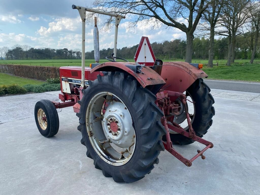 Traktor Türe ait Sonstige International 633, Gebrauchtmaschine içinde Boekel (resim 4)