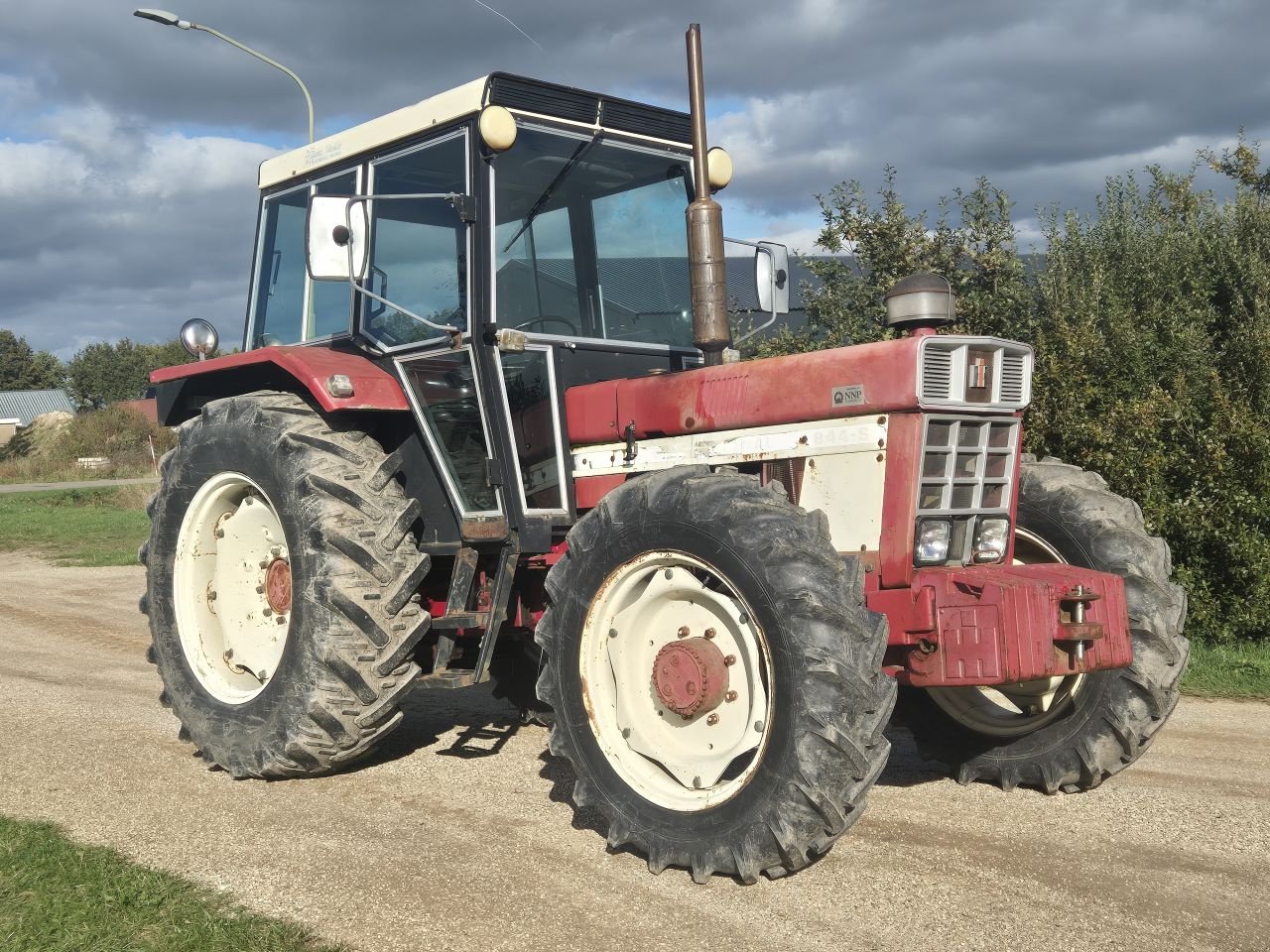 Traktor a típus Sonstige International 844 S, Gebrauchtmaschine ekkor: Weiteveen (Kép 1)