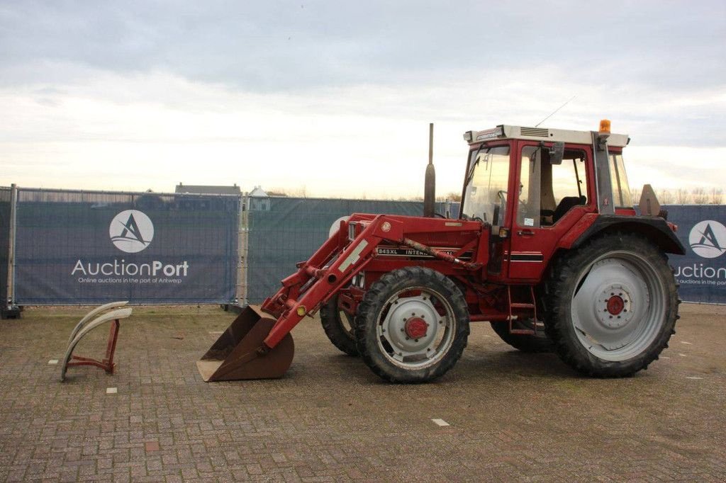 Traktor des Typs Sonstige International 845 XL, Gebrauchtmaschine in Antwerpen (Bild 1)