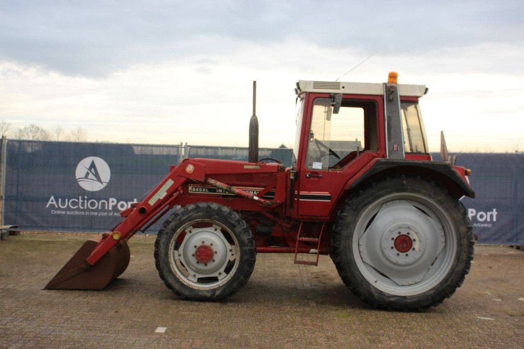 Traktor des Typs Sonstige International 845 XL, Gebrauchtmaschine in Antwerpen (Bild 2)