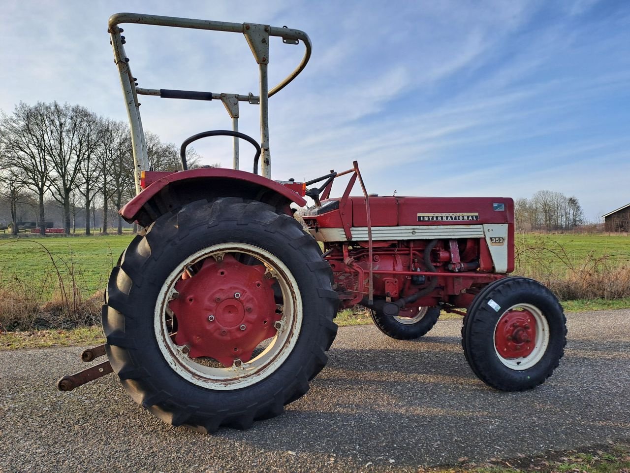 Traktor Türe ait Sonstige International IHC 353, Gebrauchtmaschine içinde Wierden (resim 4)