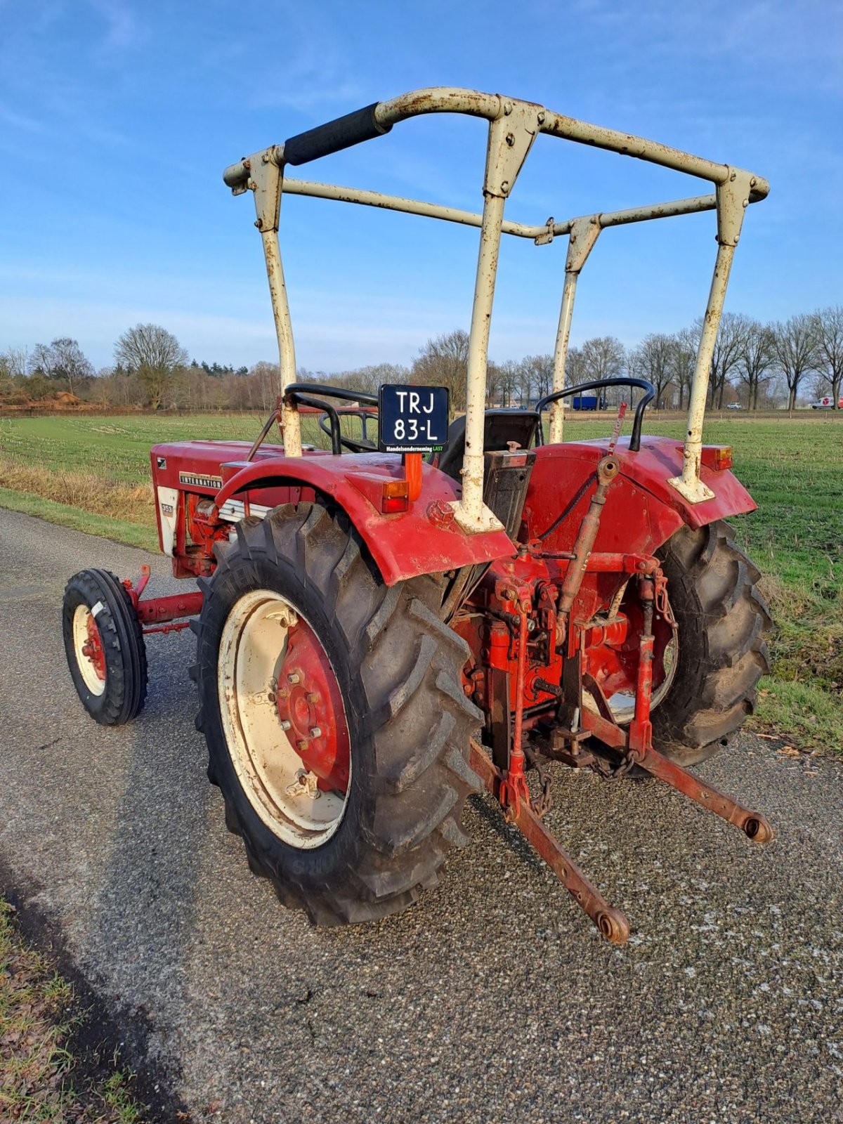 Traktor Türe ait Sonstige International IHC 353, Gebrauchtmaschine içinde Wierden (resim 5)
