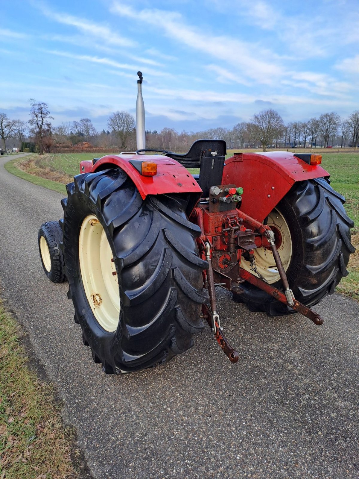 Traktor Türe ait Sonstige International IHC 453, Gebrauchtmaschine içinde Wierden (resim 4)