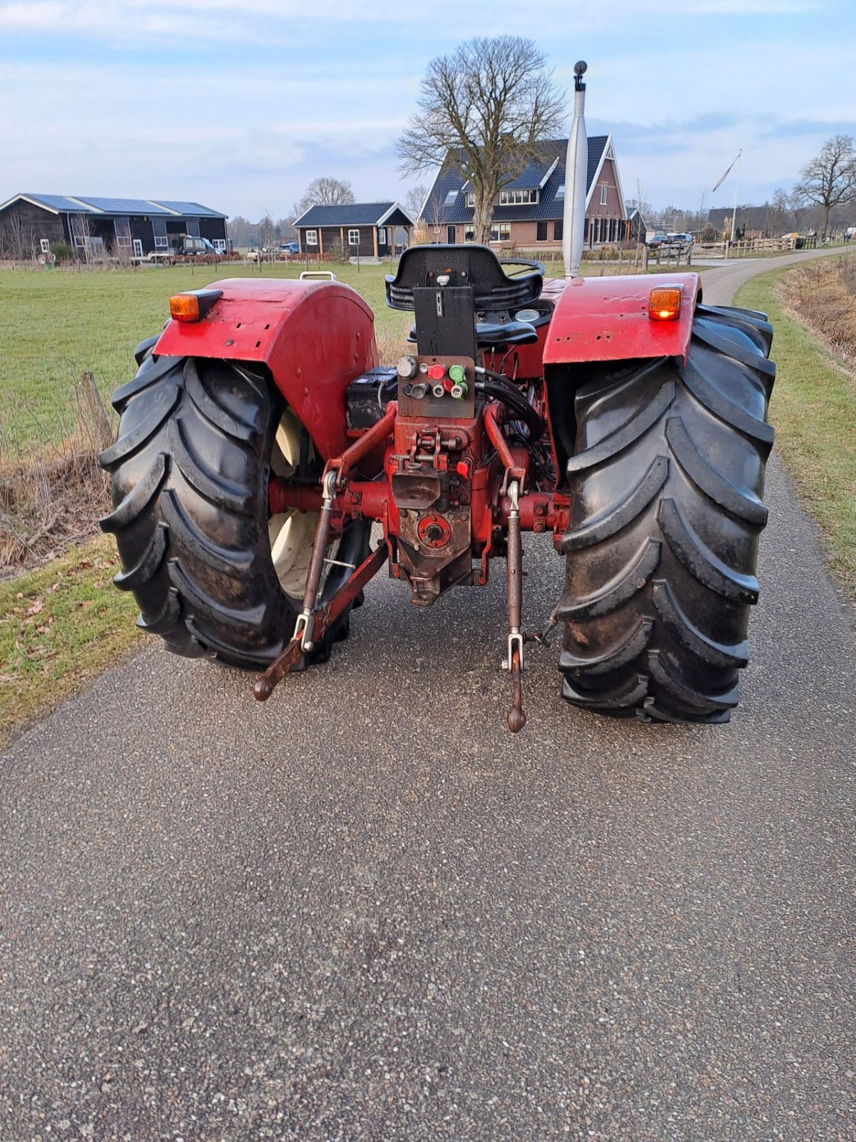 Traktor Türe ait Sonstige International IHC 453, Gebrauchtmaschine içinde Wierden (resim 5)