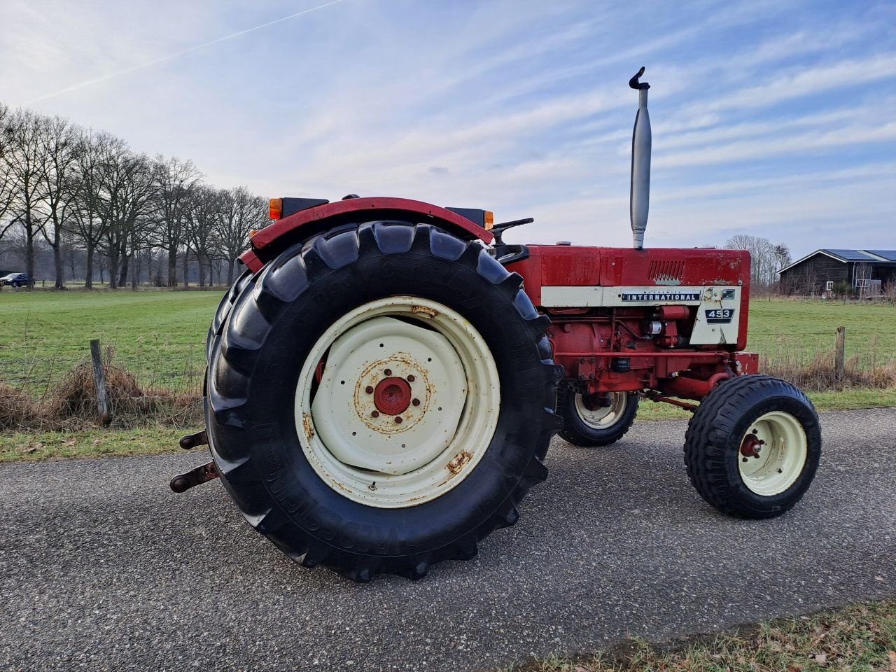 Traktor Türe ait Sonstige International IHC 453, Gebrauchtmaschine içinde Wierden (resim 7)