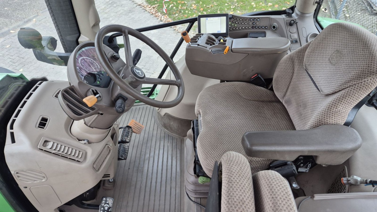 Traktor van het type Sonstige JOHN DEERE 6170R AP 50Kmh Lucht Fronthef TLS, Gebrauchtmaschine in Schoonebeek (Foto 10)