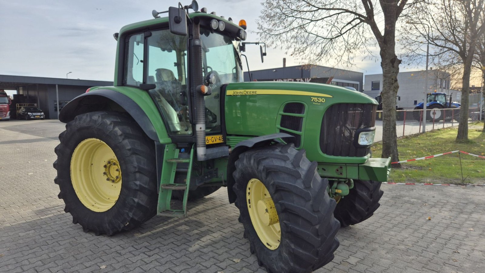 Traktor van het type Sonstige JOHN DEERE 7530 AP 50Kmh Lucht TLS, Gebrauchtmaschine in Schoonebeek (Foto 1)