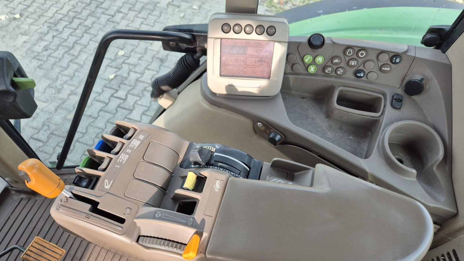 Traktor van het type Sonstige JOHN DEERE 7530 AP 50Kmh Lucht TLS, Gebrauchtmaschine in Schoonebeek (Foto 10)