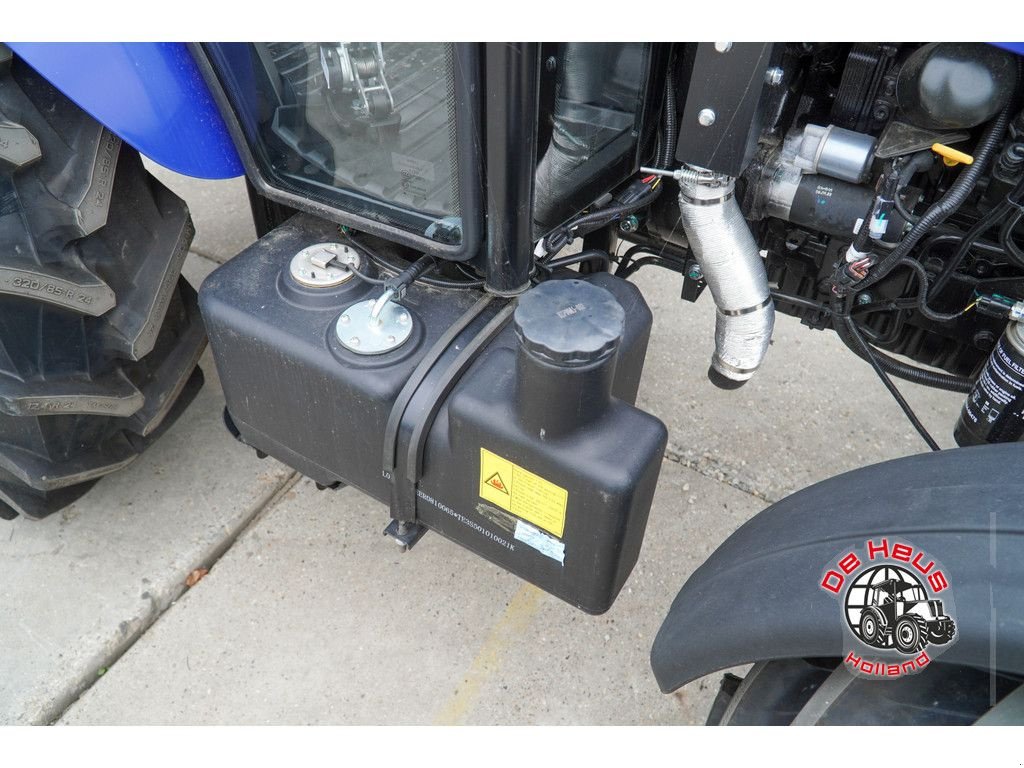 Traktor от тип Sonstige Lovol M404C, Neumaschine в MIJNSHEERENLAND (Снимка 8)