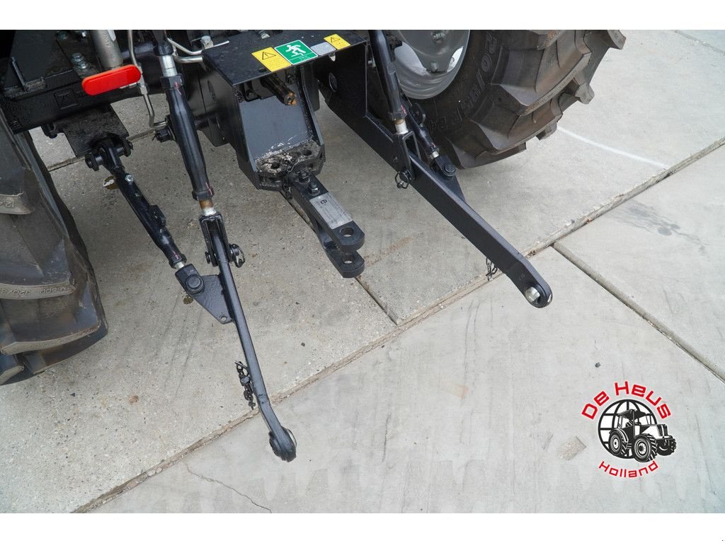 Traktor от тип Sonstige Lovol M404C, Neumaschine в MIJNSHEERENLAND (Снимка 11)