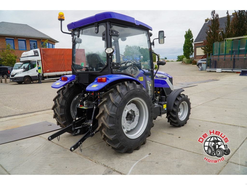 Traktor от тип Sonstige Lovol M404C, Neumaschine в MIJNSHEERENLAND (Снимка 3)