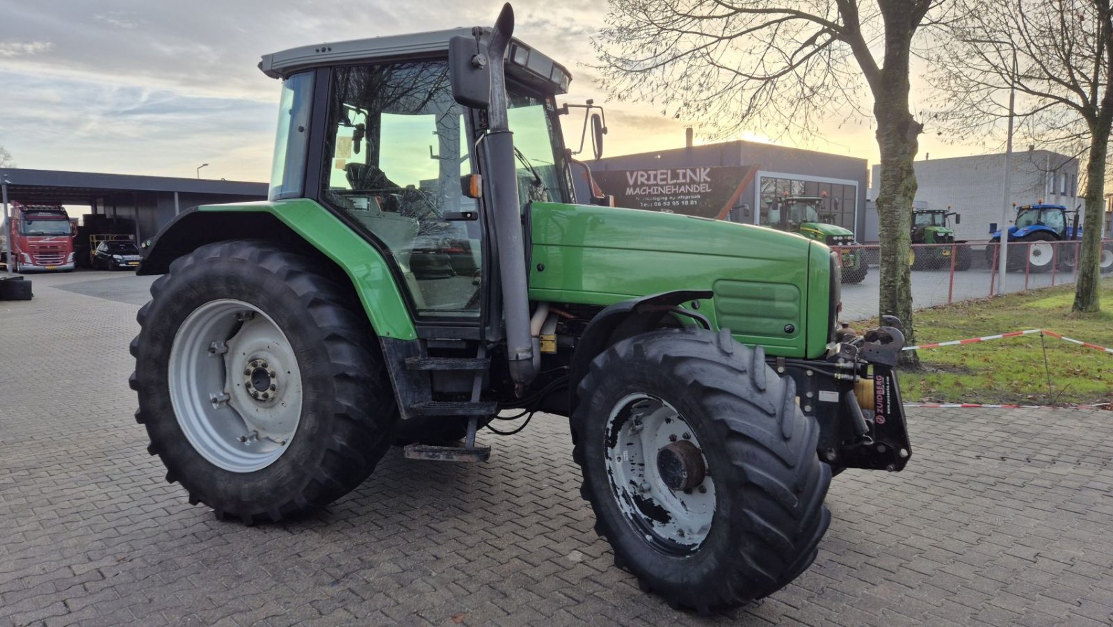 Traktor от тип Sonstige Massey Ferguson 6270 Dynashift met Kruip Fronthef PTO, Gebrauchtmaschine в Schoonebeek (Снимка 1)