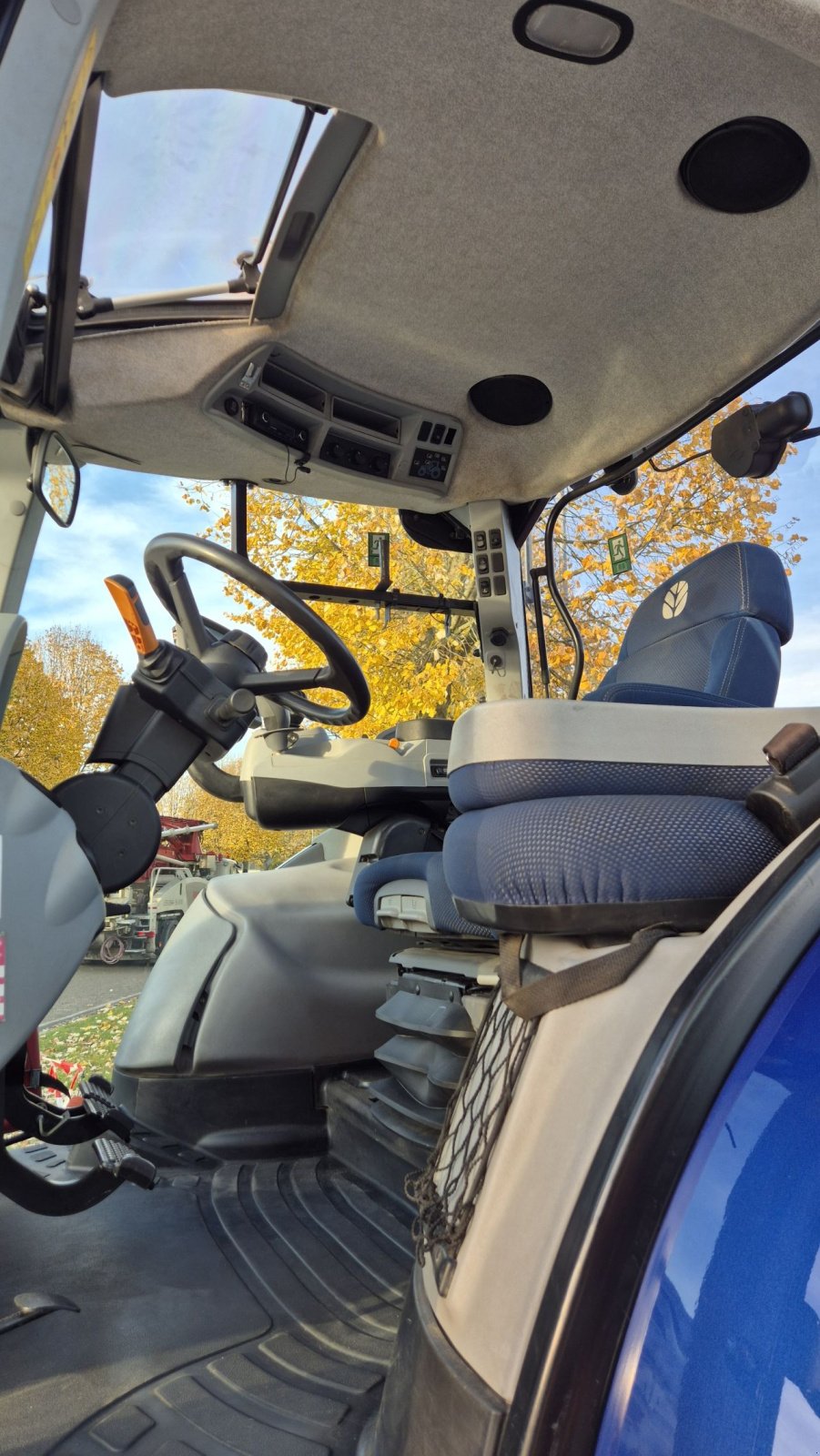 Traktor typu Sonstige New Holland T7.230 PC 40eco Lucht Fronthef BluePower, Gebrauchtmaschine v Schoonebeek (Obrázek 9)