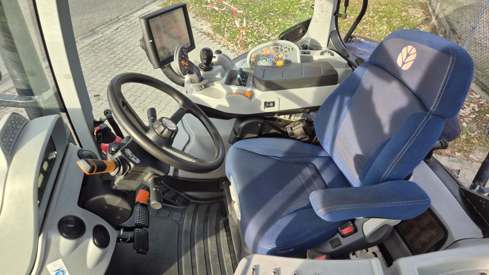 Traktor typu Sonstige New Holland T7.230 PC 40Kmh Lucht Fronthef BluePower, Gebrauchtmaschine v Schoonebeek (Obrázek 9)