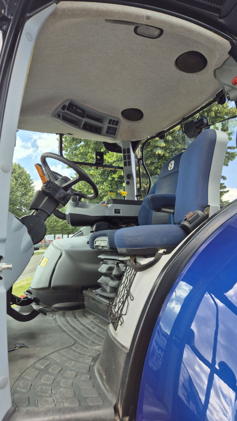 Traktor типа Sonstige New Holland T7.230 PC 40Kmh Lucht Fronthef PTO BluePower, Gebrauchtmaschine в Schoonebeek (Фотография 8)