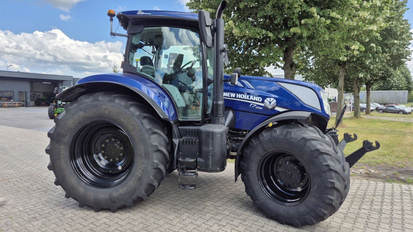 Traktor типа Sonstige New Holland T7.230 PC 40Kmh Lucht Fronthef PTO BluePower, Gebrauchtmaschine в Schoonebeek (Фотография 7)