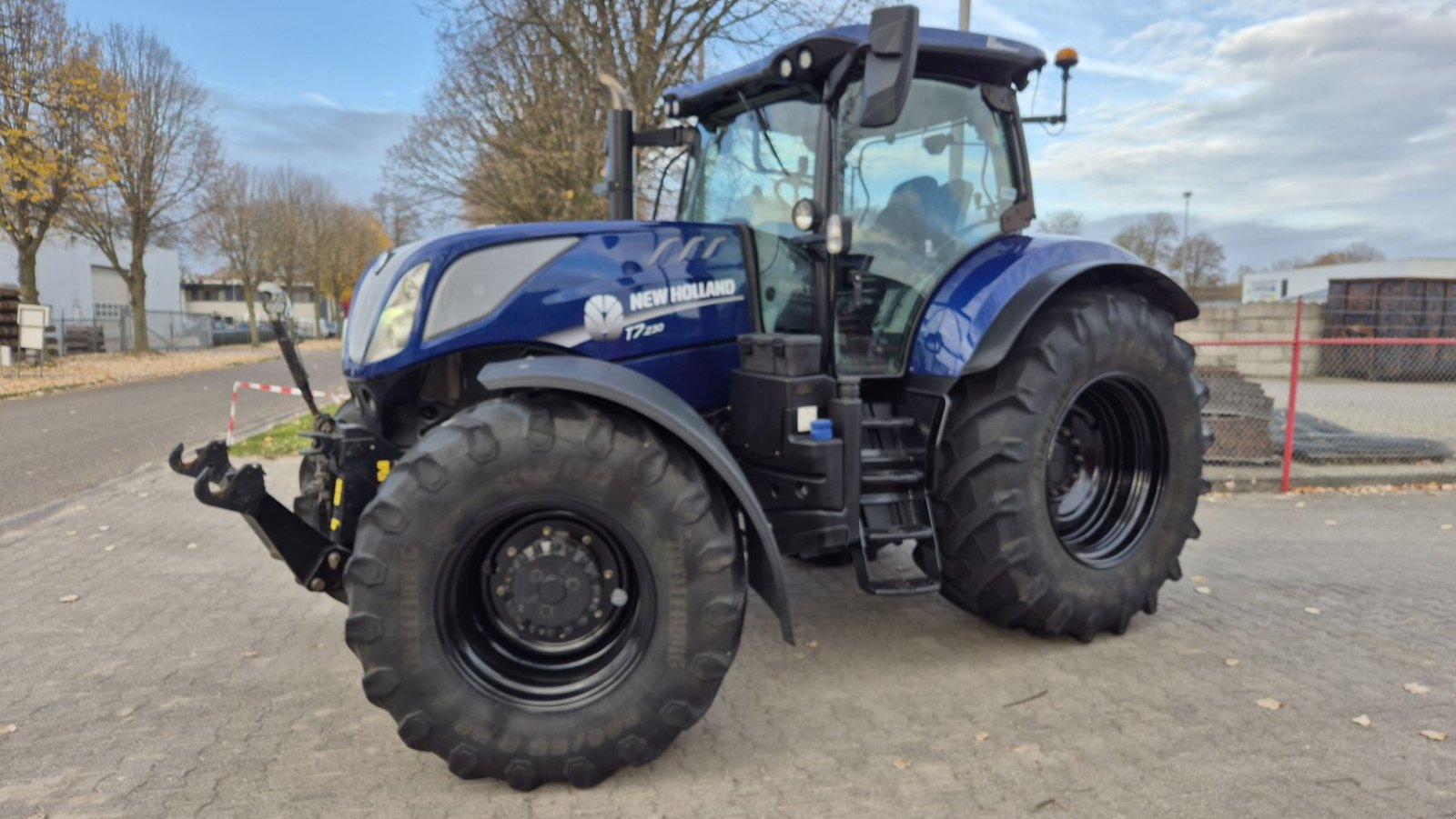 Traktor Türe ait Sonstige New Holland T7.230 PC 40Kmh Lucht Fronthef PTO BluePower, Gebrauchtmaschine içinde Schoonebeek (resim 2)