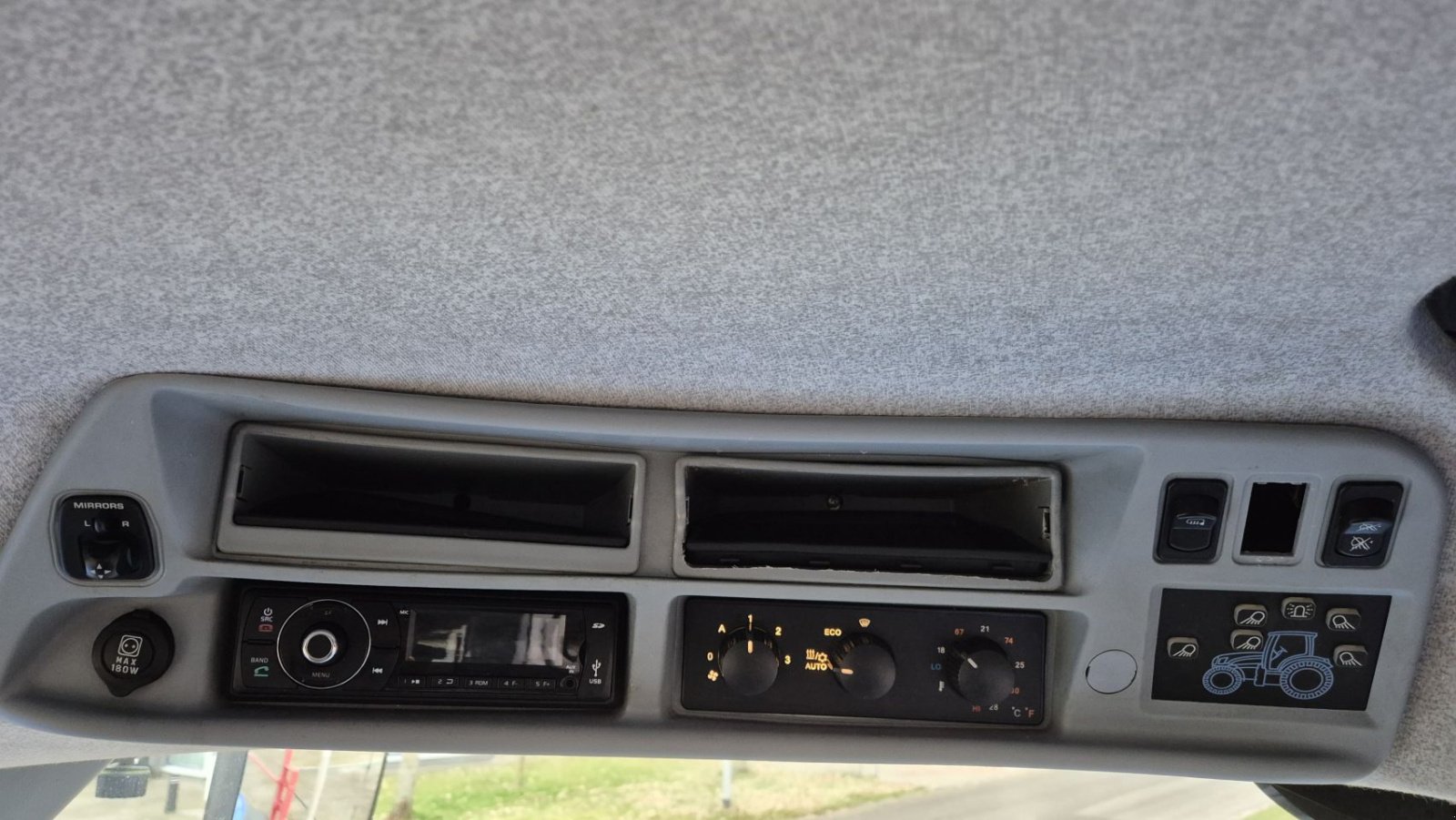 Traktor typu Sonstige NEW HOLLAND T7.315 HD AutoCommand 50Kmh en Lucht, Gebrauchtmaschine v Schoonebeek (Obrázek 11)