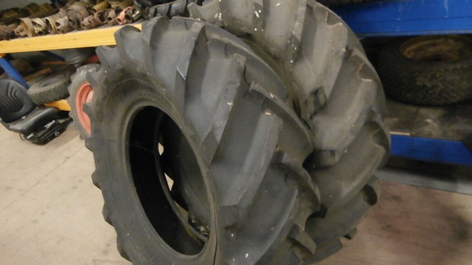 Traktor tipa Sonstige Pirelly shovel, Gebrauchtmaschine u Kerkdriel (Slika 10)