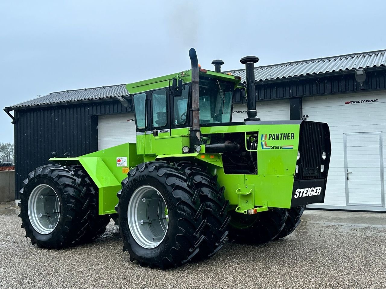 Traktor типа Sonstige STEIGER ST325, Gebrauchtmaschine в Linde (dr) (Фотография 2)