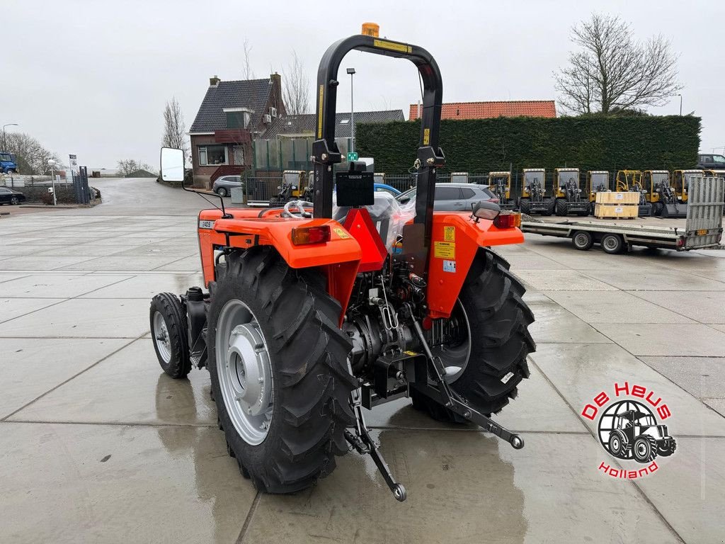 Traktor del tipo Sonstige Tafe 240S, Neumaschine en MIJNSHEERENLAND (Imagen 4)