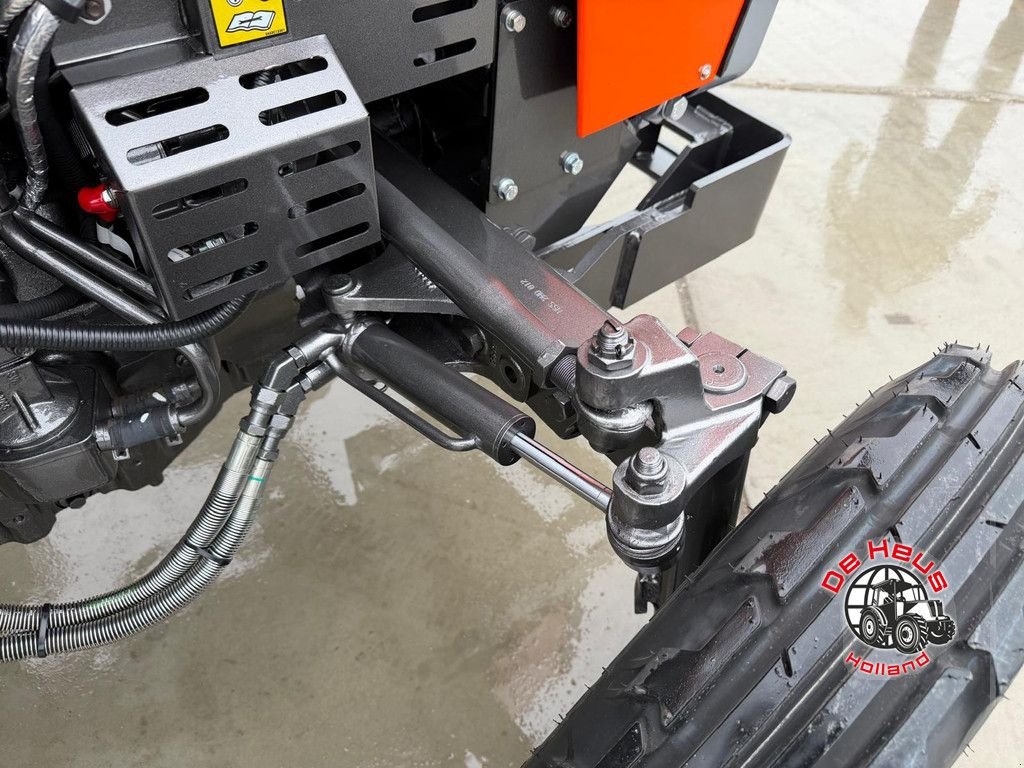 Traktor del tipo Sonstige Tafe 240S, Neumaschine en MIJNSHEERENLAND (Imagen 10)