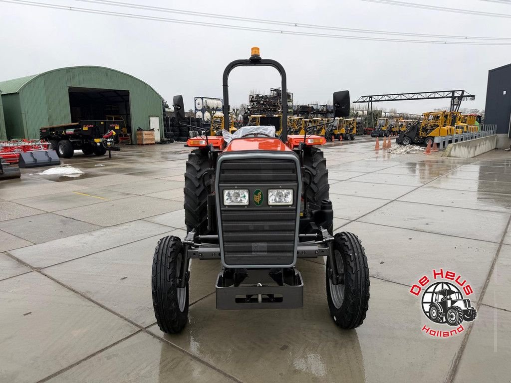 Traktor del tipo Sonstige Tafe 240S, Neumaschine en MIJNSHEERENLAND (Imagen 3)