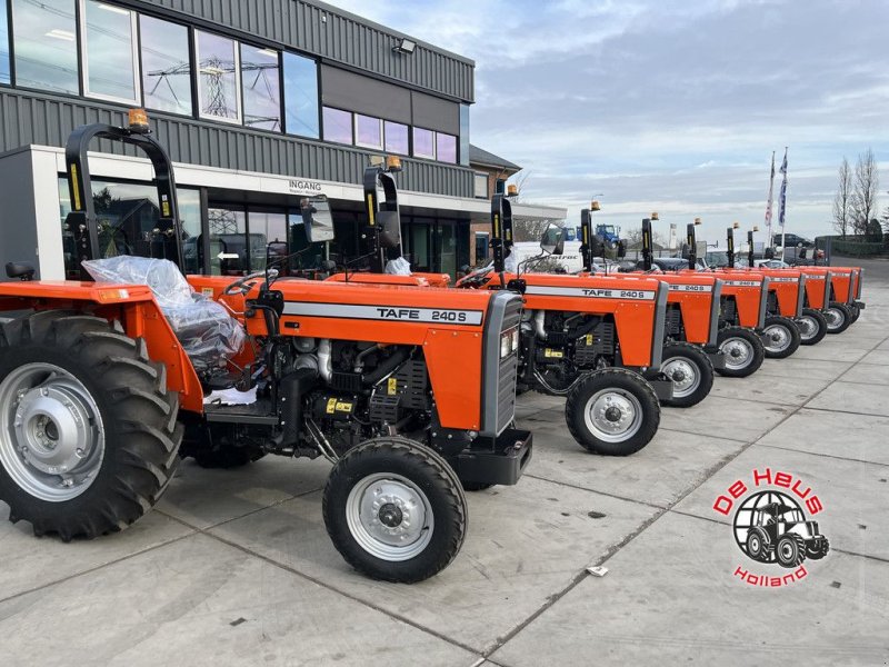 Traktor van het type Sonstige Tafe 240S, Neumaschine in MIJNSHEERENLAND (Foto 1)