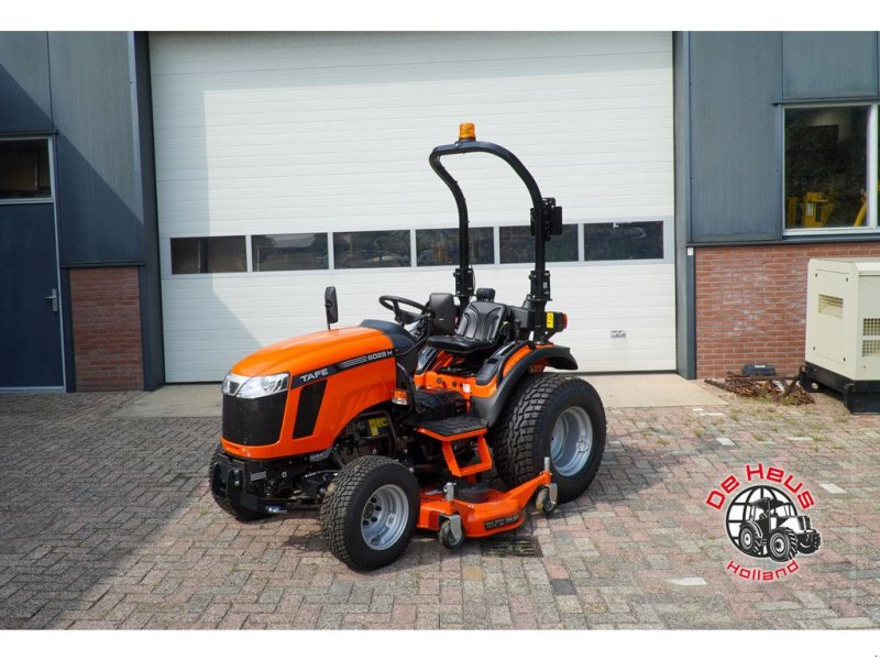 Traktor des Typs Sonstige Tafe 6028 HST, Neumaschine in MIJNSHEERENLAND (Bild 1)