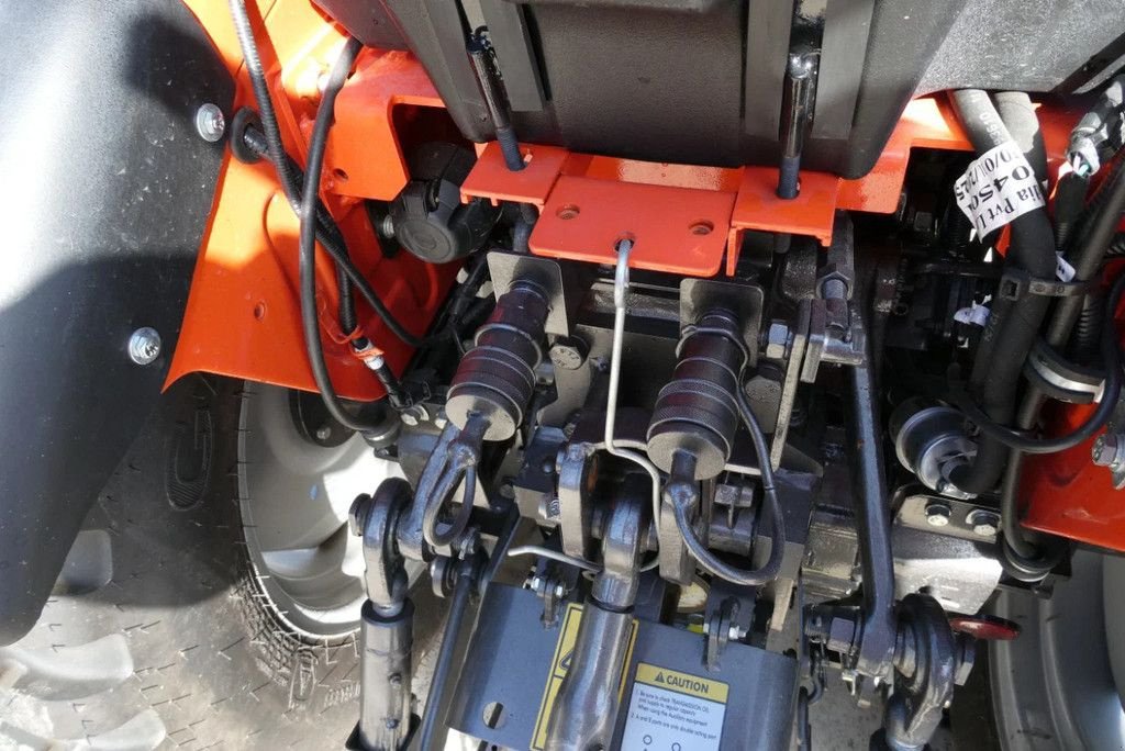 Traktor za tip Sonstige Tafe 6028H, Neumaschine u Losdorp (Slika 5)