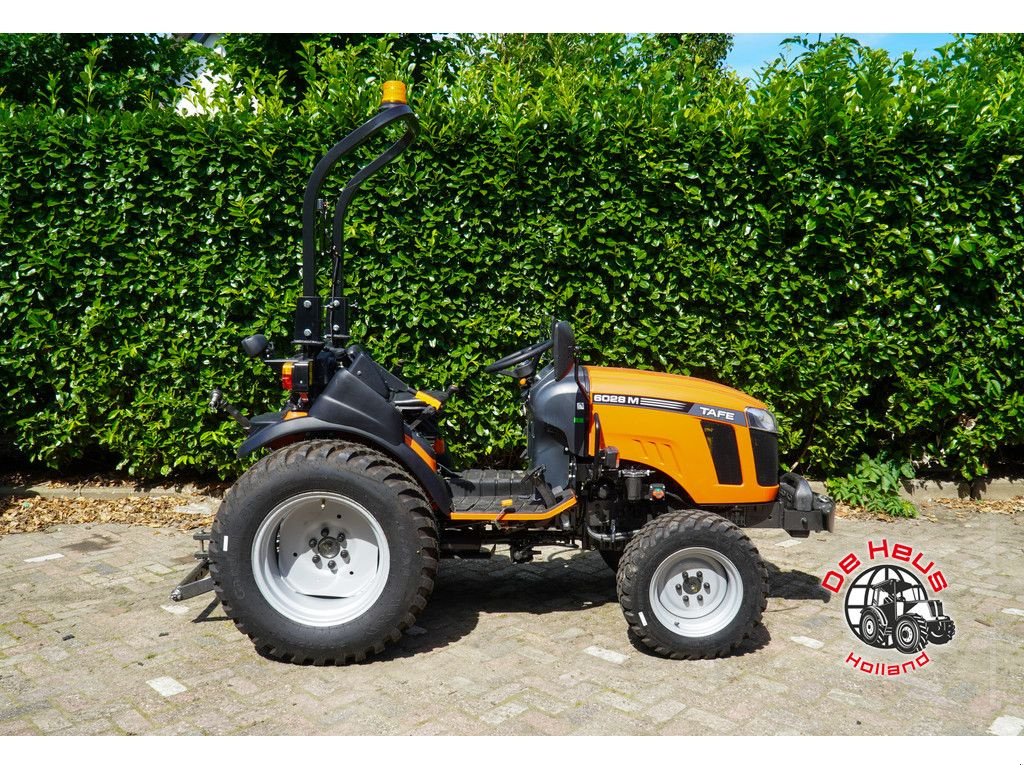 Traktor a típus Sonstige Tafe 6028M, Neumaschine ekkor: MIJNSHEERENLAND (Kép 4)