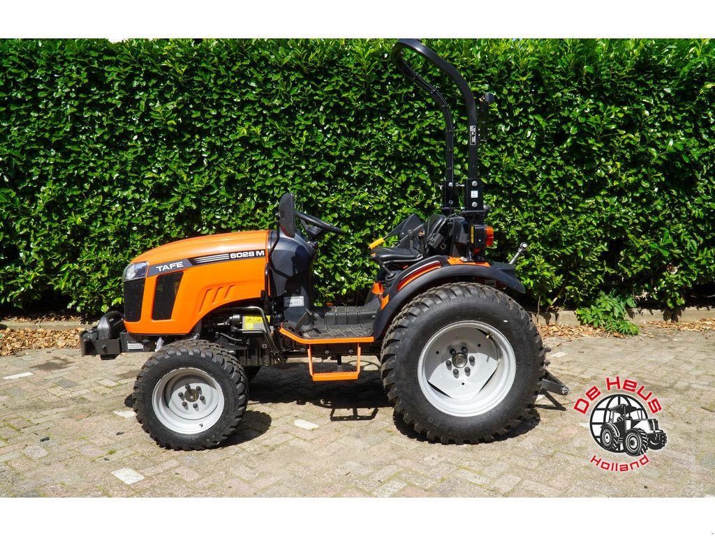 Traktor a típus Sonstige Tafe 6028M, Neumaschine ekkor: MIJNSHEERENLAND (Kép 2)