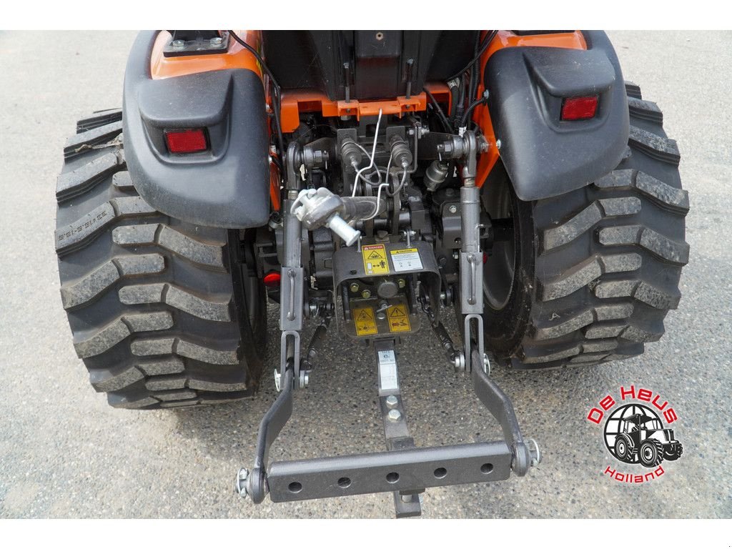Traktor of the type Sonstige Tafe 6028M, Neumaschine in MIJNSHEERENLAND (Picture 11)