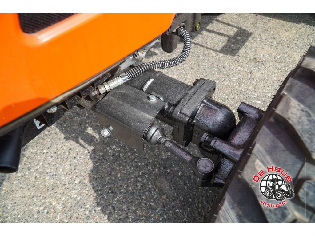 Traktor of the type Sonstige Tafe 6028M, Neumaschine in MIJNSHEERENLAND (Picture 10)