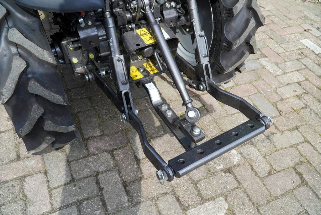 Traktor typu Sonstige Tafe 6028M, Gebrauchtmaschine v Mijdrecht (Obrázek 7)