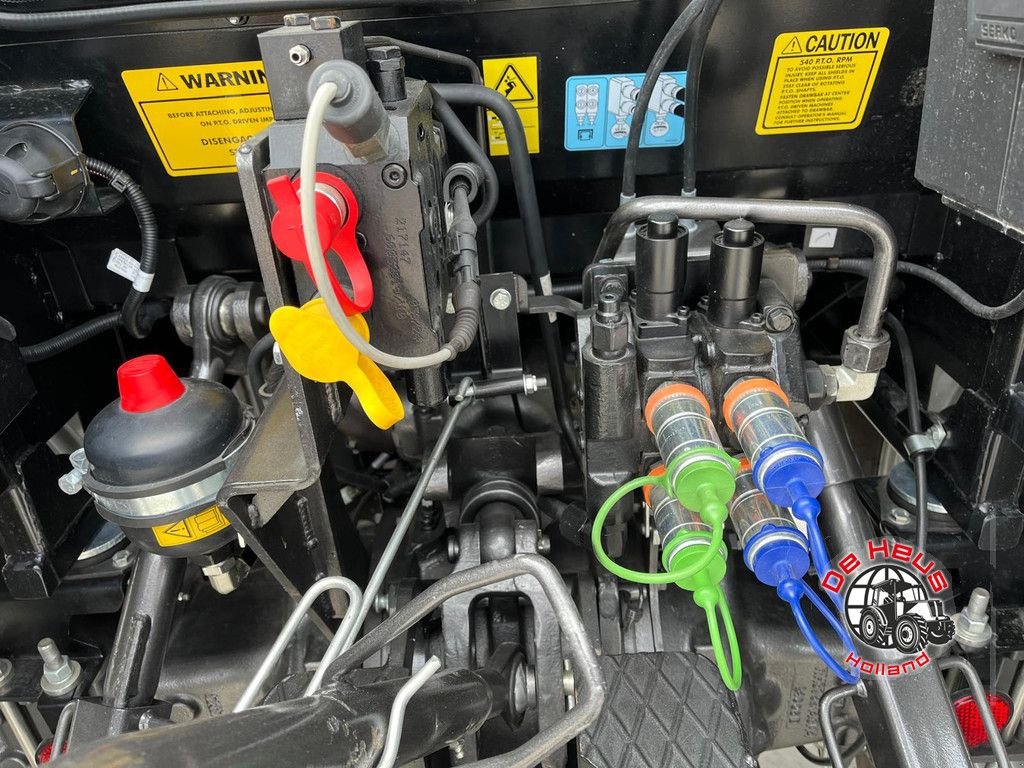 Traktor des Typs Sonstige Tafe 6515 4wd., Neumaschine in MIJNSHEERENLAND (Bild 6)